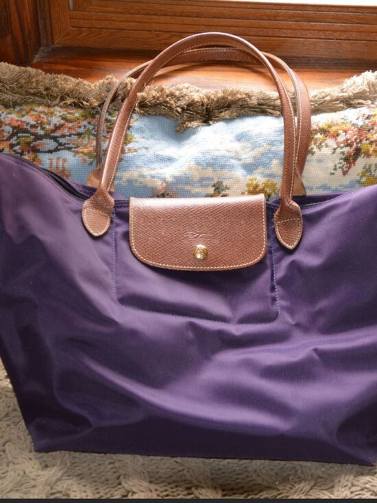 Longchamp Handbags - Longchamp Original Le Pilage M Tote in Plum